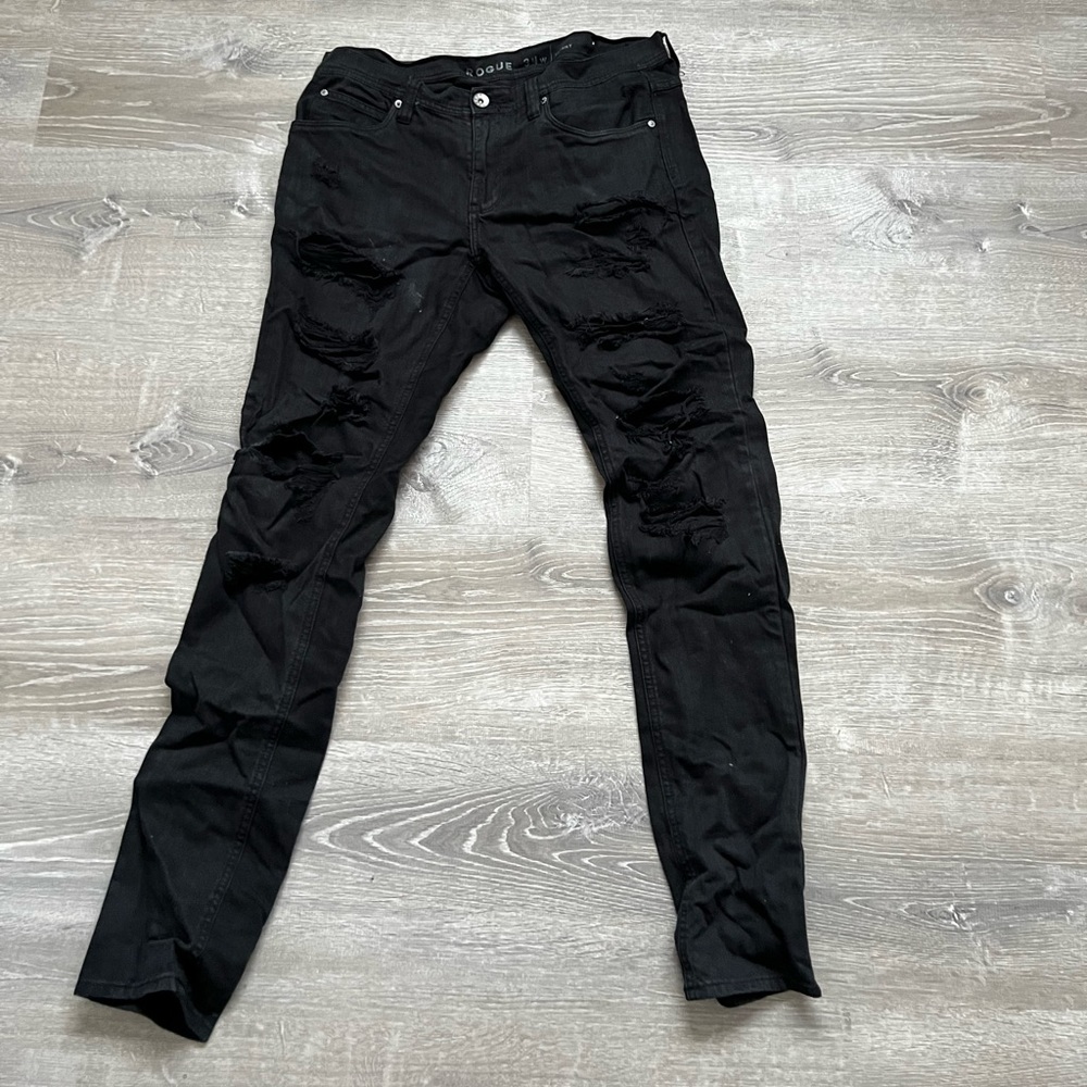Black skinny jeans